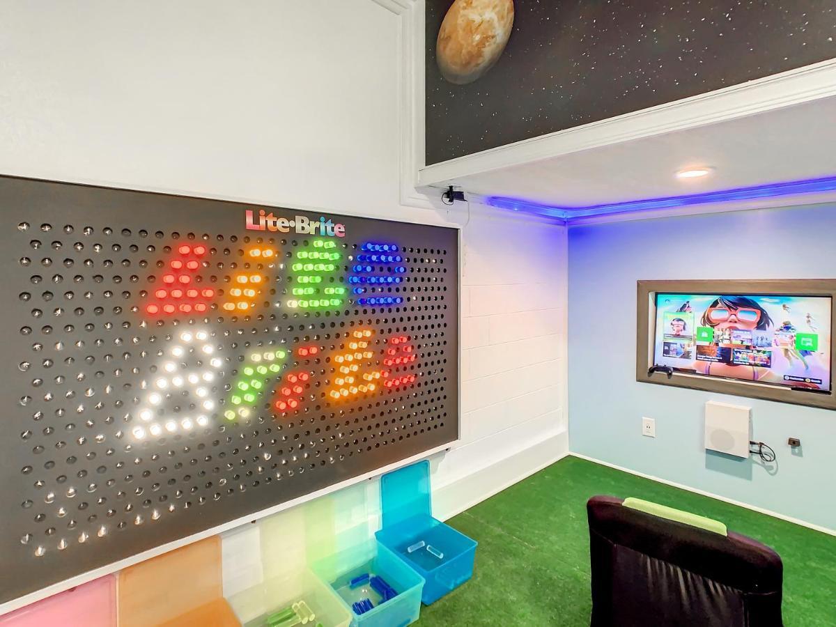 7 Bdr Family Themed Home With Mario Games Room And Free Pool Heat Orlando Exteriör bild